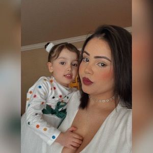 Meet your Posher, Aline